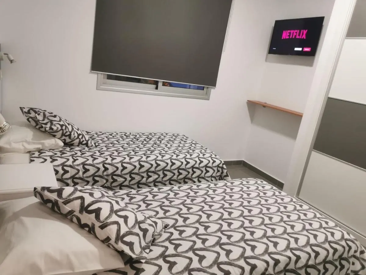 Amplio Duplex Apartment Tamaimo